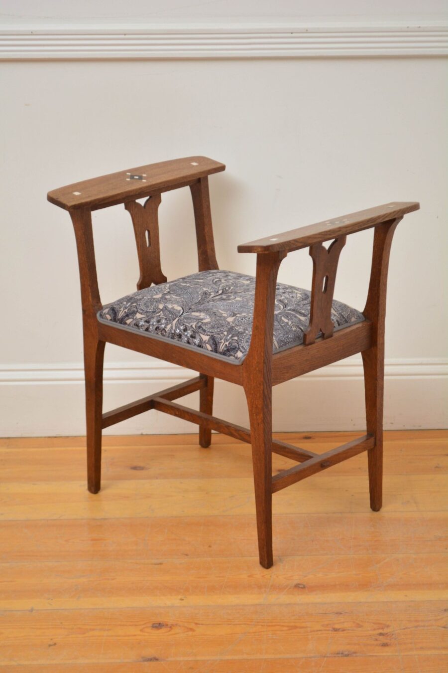 Arts and Crafts Stool in Oak / Piano Stool