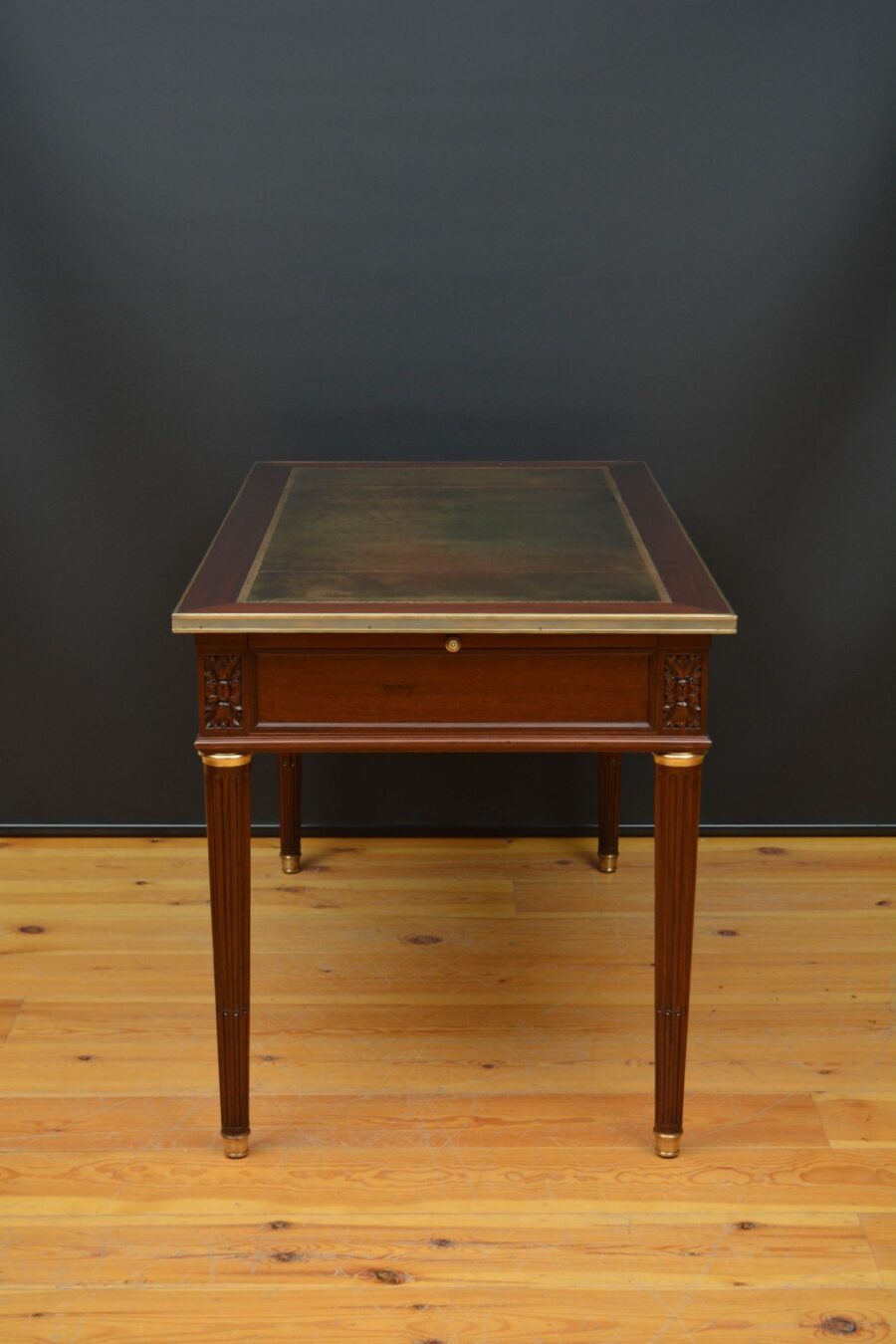 French Antique Writing Desk / Writing Table in Mahogany - Image 20