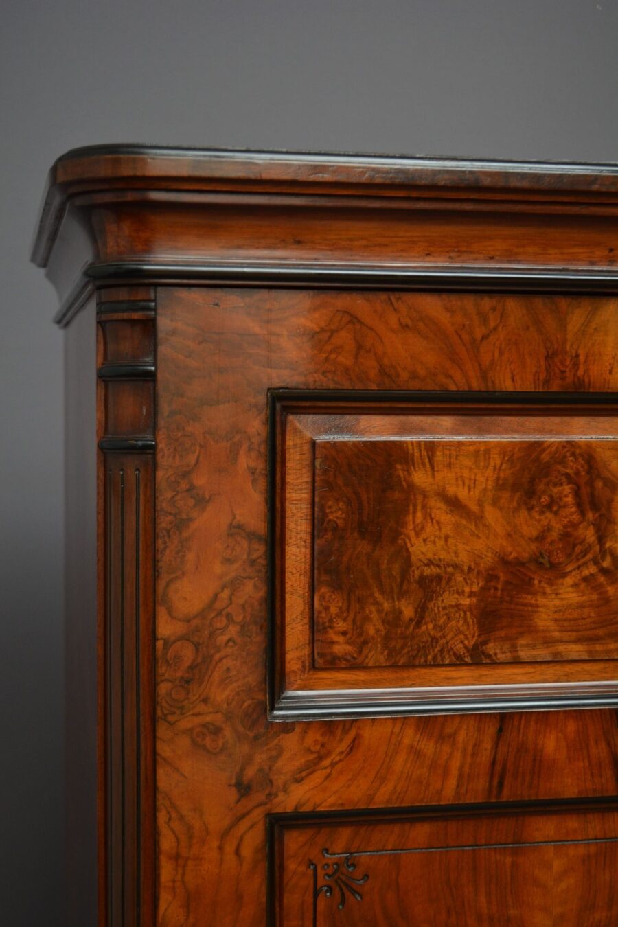 English Victorian Walnut Music Cabinet / Drinks Cabinet - Image 6