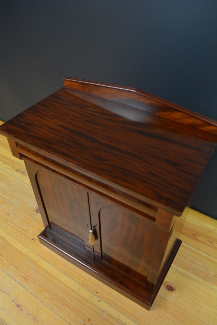 William lV Mahogany Chiffonier - Image 6