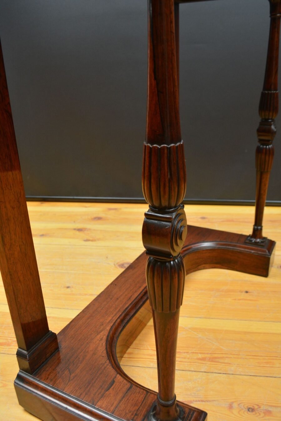 Exceptional Irish Regency Rosewood console table - Image 10