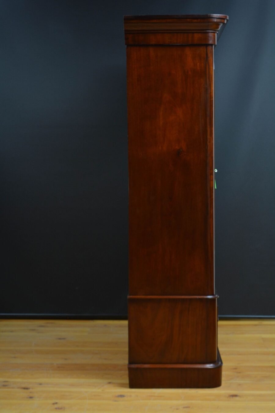 Victorian Figured Mahogany Wardrobe - Image 14