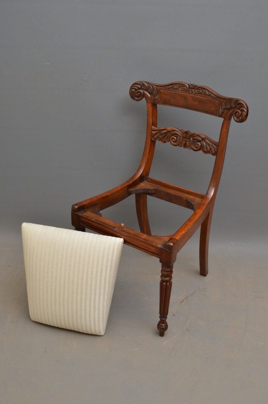 Exceptional Set of 8 William IV Dining Chairs - Image 4