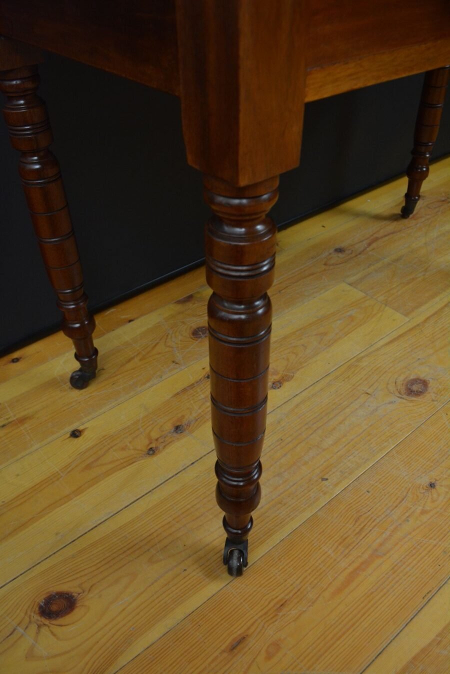 Edwardian Mahogany Dressing table - Image 5