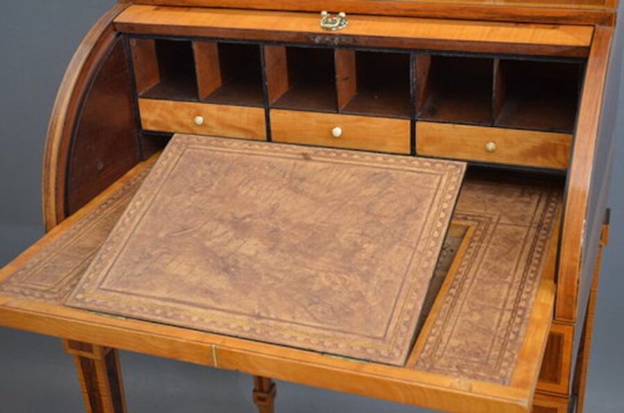 Sheraton Revival Rosewood Cylinder Bureau - Writing Table - Image 5