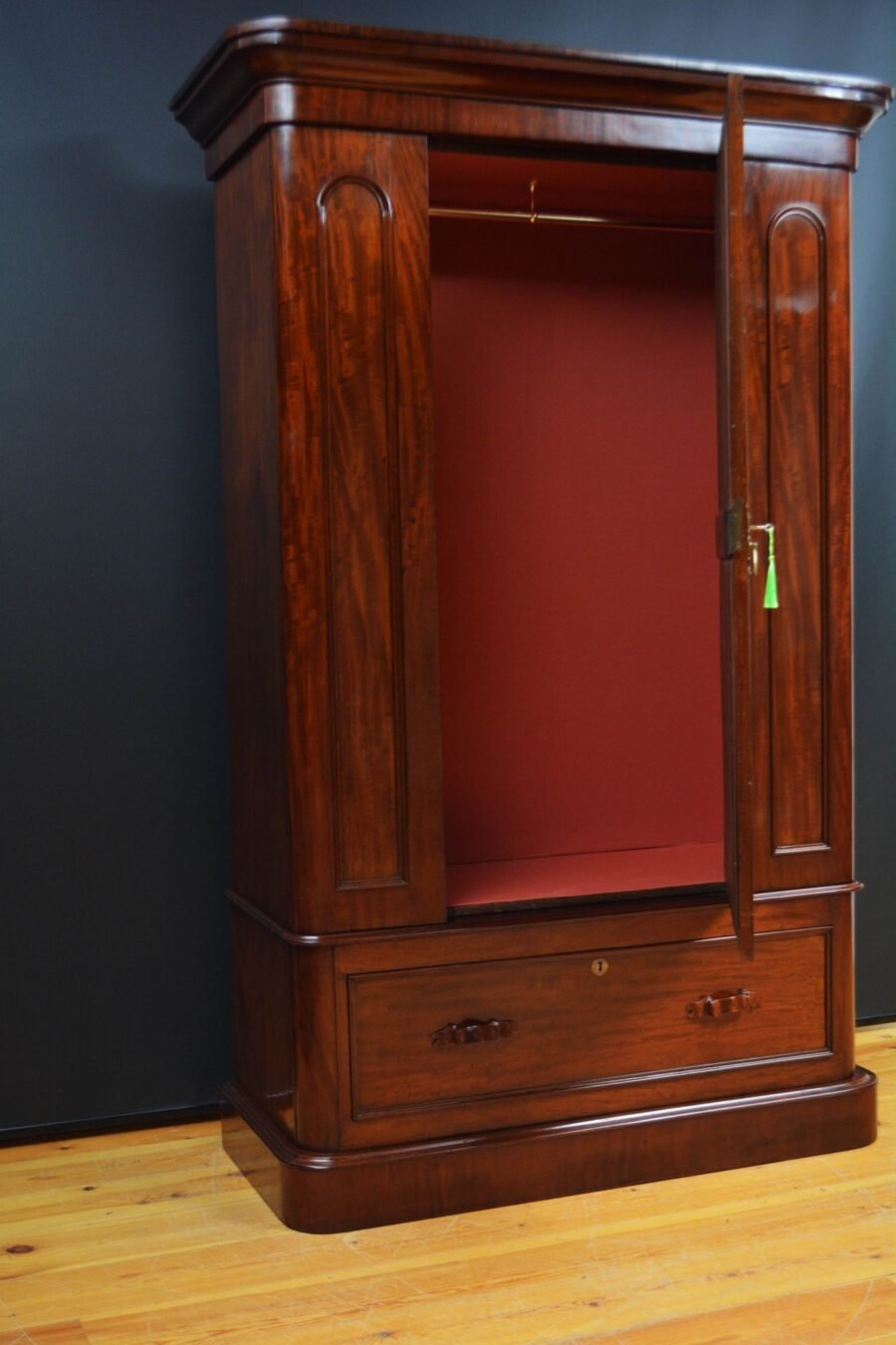 Victorian Figured Mahogany Wardrobe - Image 8