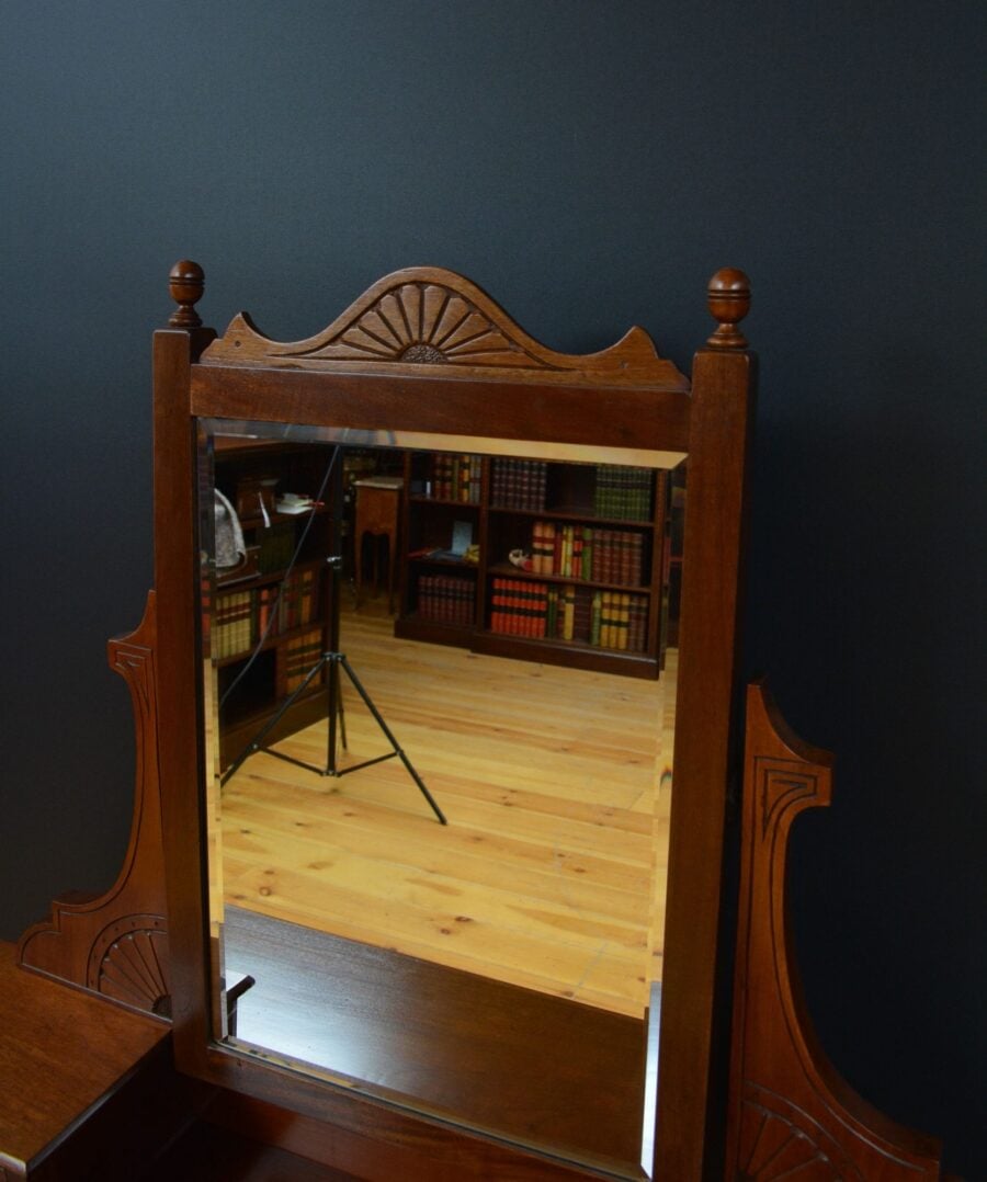 Edwardian Mahogany Dressing table - Image 8