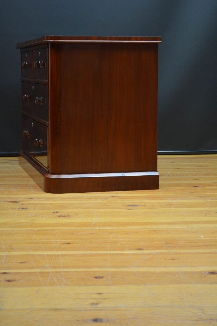 Low Victorian Mahogany Chest Of Drawers H75cm - Image 10