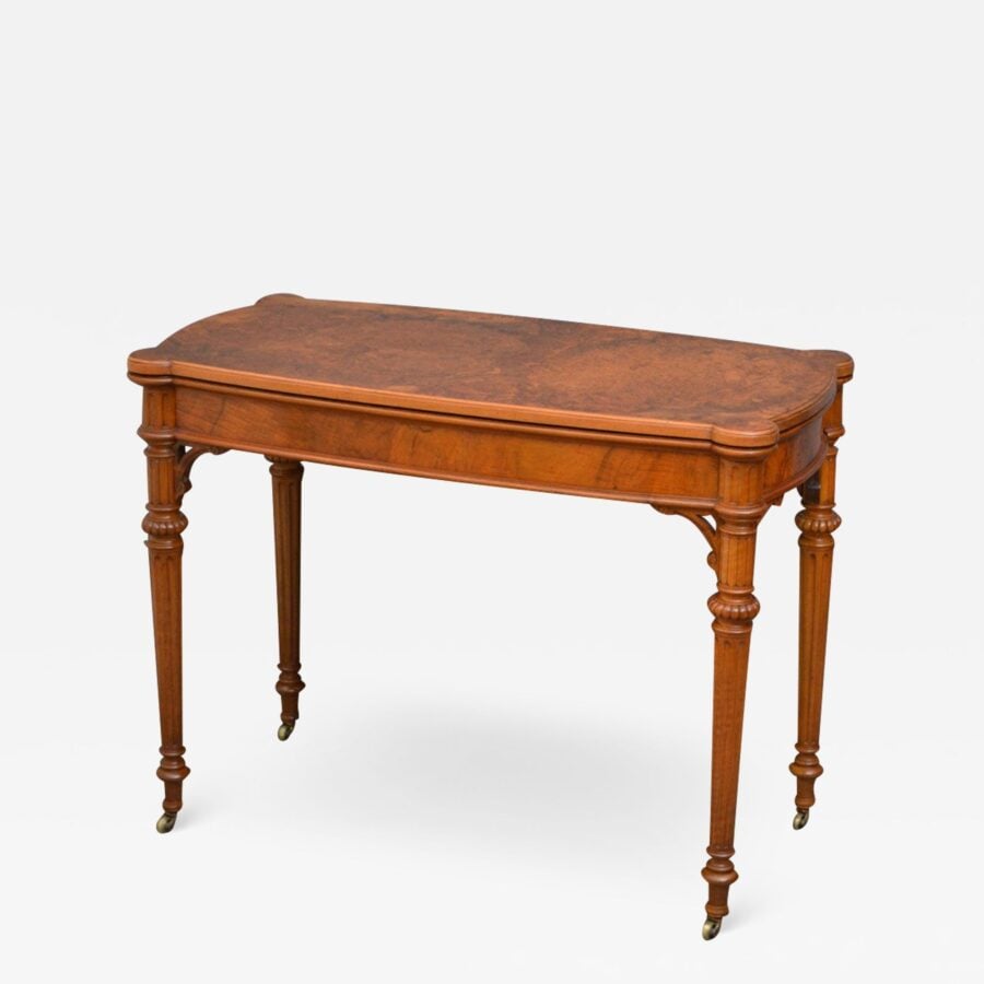 Victorian Burr Walnut Table